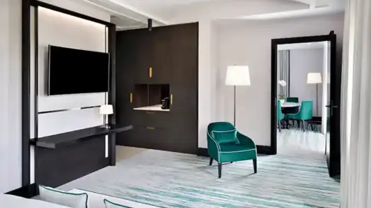 Address Montgomerie - 46