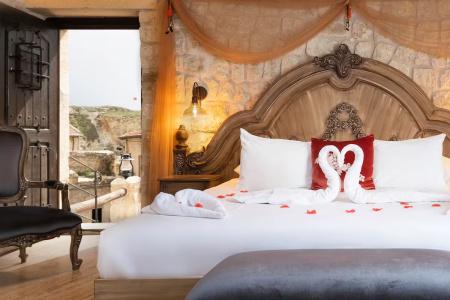 Elysion Cave Suites - 26