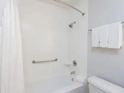 Holiday Inn Los Angeles - LAX Airport by IHG - 25