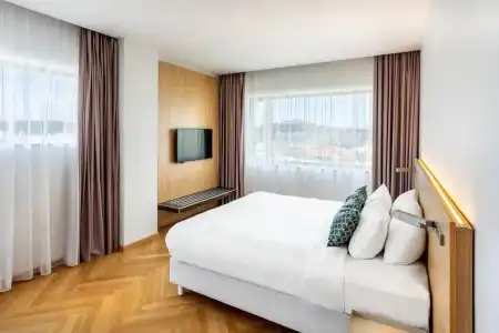 Courtyard by Marriott Brno - 48