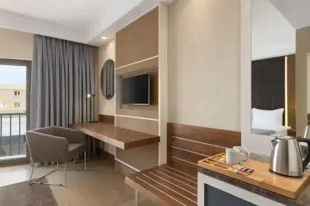 Ramada By Wyndham Istanbul Florya - 37