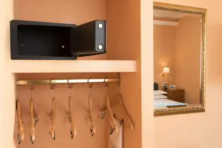 Golden Tulip Rome Piram - 50