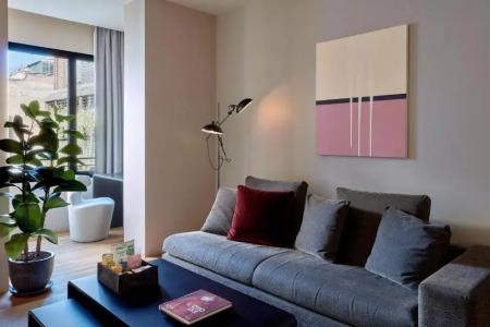 Sir Victor, part of Sircle Collection - 13