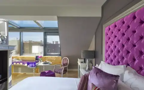 Aria Budapest by Library Collection - 56