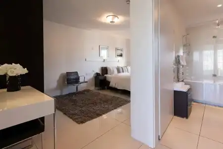 Black Pearl Apartment - 63