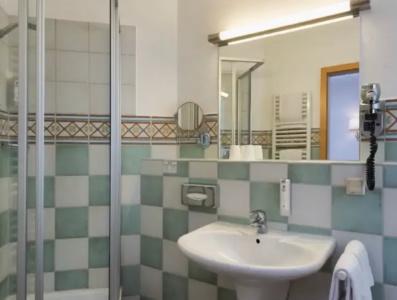 Best Western Plus - 46