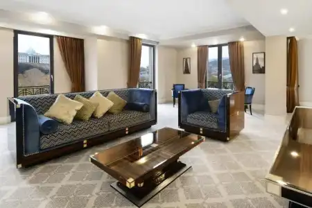 Ambassadori Tbilisi - 79