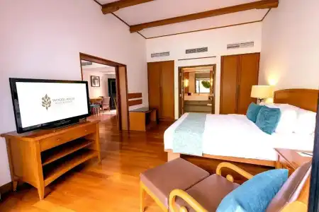 Woodlands & Resort - 66