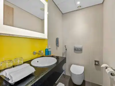 Novotel World Trade Centre Dubai - 10