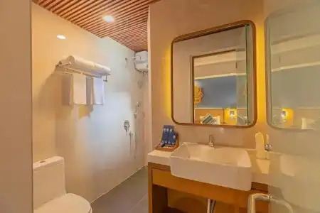 UMET Seaview with Free Roundtrip Airport Pick up and Drop Off - 42