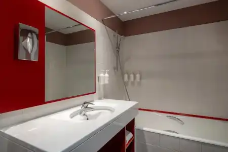 Spark By Hilton Lyon Ouest - 10