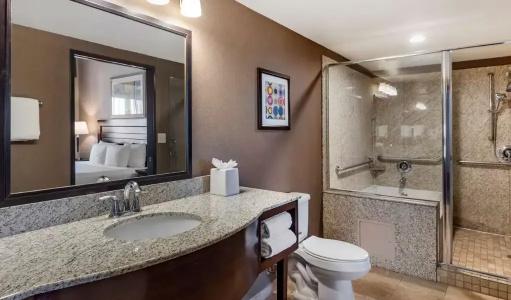 Best Western Plus Las Vegas South Henderson - 74