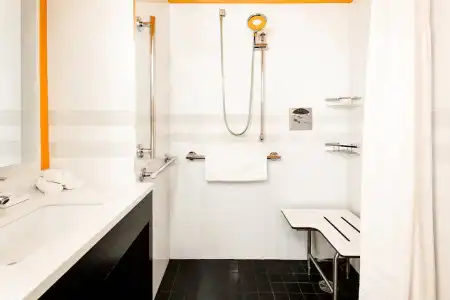 Courtyard by Marriott New York Manhattan / Central Park - 32