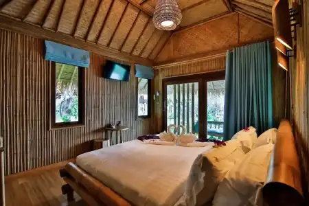 Phi Phi CoCo Beach Resort - 25