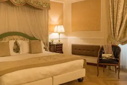 Bernini Palace - 75
