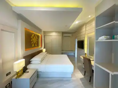 Quality Beach Resorts and Spa Patong - 74