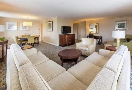 Capital Hilton - 128