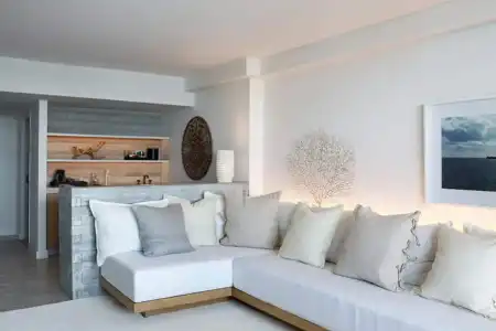 Ocean View Apartment On South Beach - 8