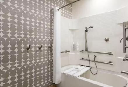 Home2 Suites by Hilton NY Long Island City/Manhattan View - 50