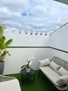 ABRIL NERJA - 30