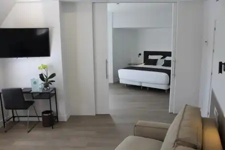 Avenida - 50