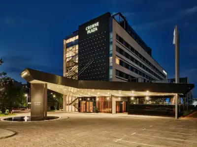 Crowne Plaza Sofia by IHG - 45