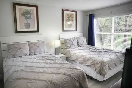 Parc Corniche Condominium Suites - 42
