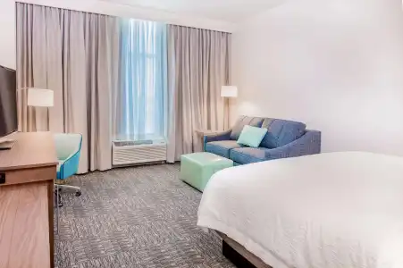 Hampton Inn and Suites Panama City Beach/Beachfront - 68