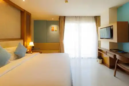 Ashlee Plaza Patong & Spa - 36