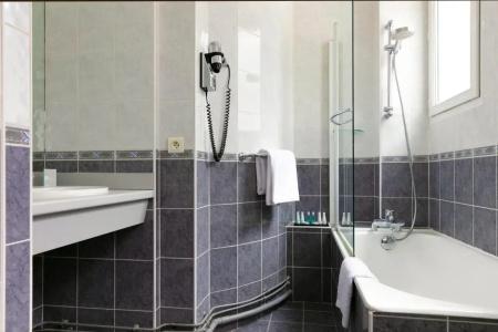 Hôtel Saint Cyr Etoile - 12