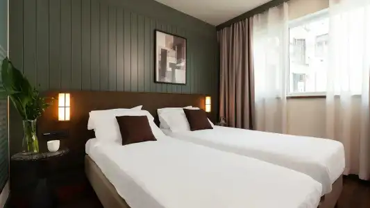Honest Budapest by Chic & Basic - 47