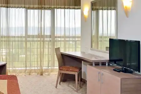 Sol Nessebar Palace Resort & Aquapark - All Inclusive - 57