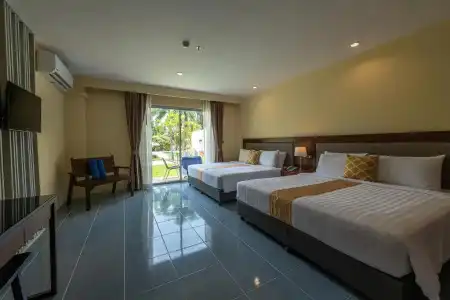 Blue Beach Grand Resort and Spa - 5