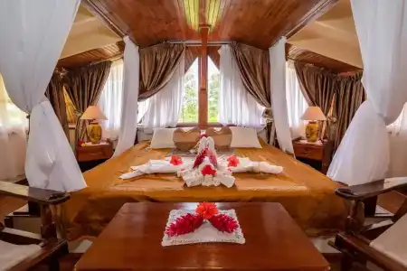 Carana Hilltop Villa - 42