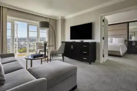 Four Seasons Los Angeles at Beverly Hills - 51