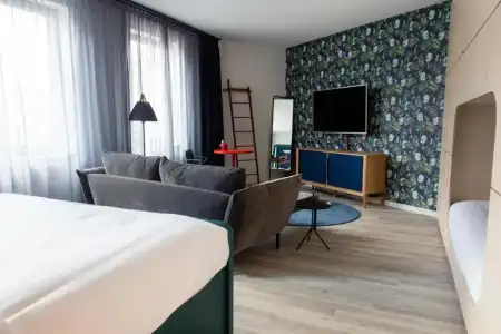 B&B Brussels Centre Louise - 8