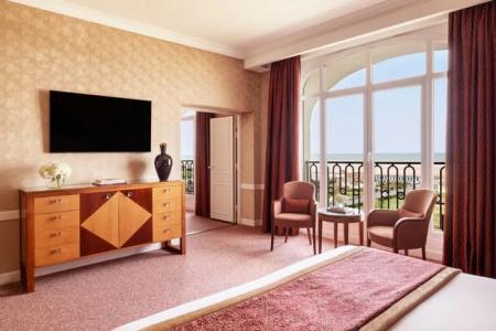 Hôtel Barrière Le Royal Deauville - 90