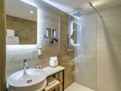 Mercure Avignon TGV et Spa - 37
