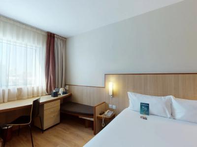Ibis Dubai Al Barsha - 33