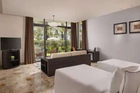 Melia Danang Beach Resort - 52