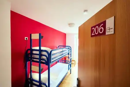 The 4You Hostel & - 81