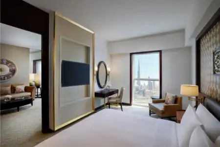 Dusit Thani - 3