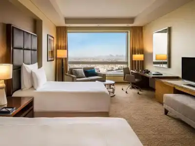Swissôtel Al Ghurair - 5
