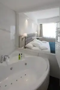 Splendid & Spa Nice - 71