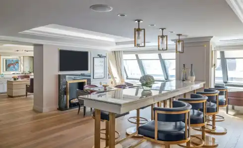 The Langham, - 14