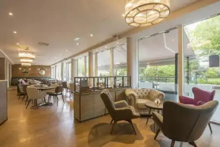 Hilton Garden Inn Bristol City Centre - 17