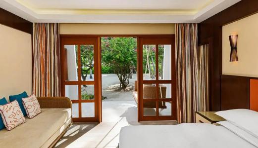Sheraton Maldives Full Moon Resort & Spa - 57