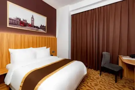 Bay Ho Chi Minh - 11