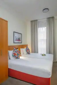 Queensway Sure Collection By Best Western - 6