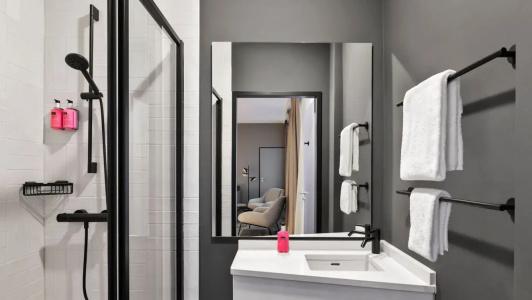 Moxy Duesseldorf City - 46